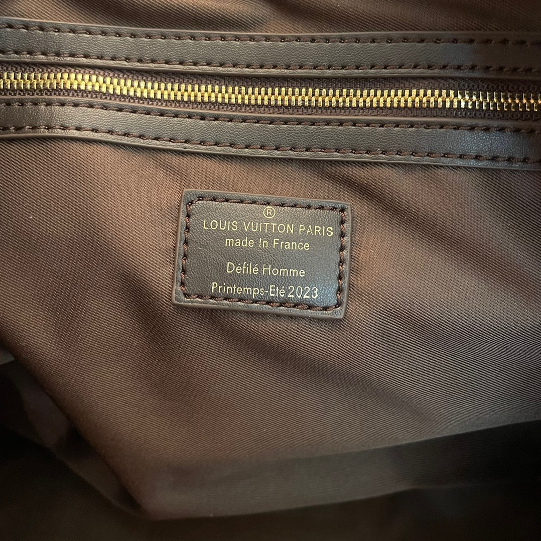 L*ouis V*uitton Top Bag