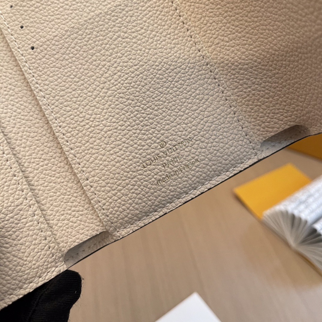 L*ouis V*uitton Top Bag