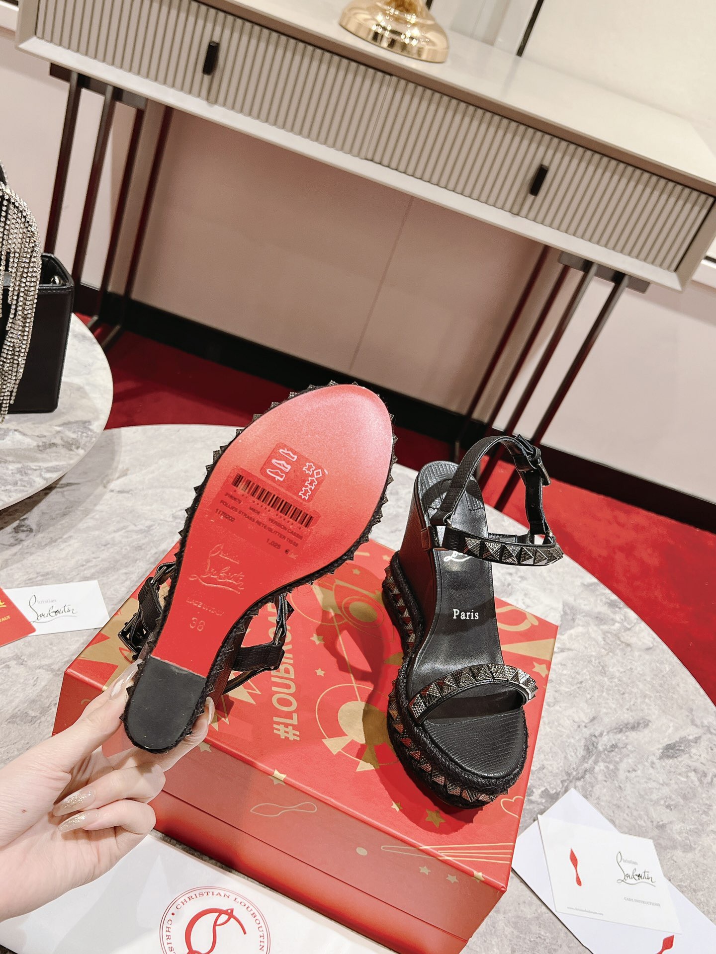 great quality c* hristian Louboutin sneaker