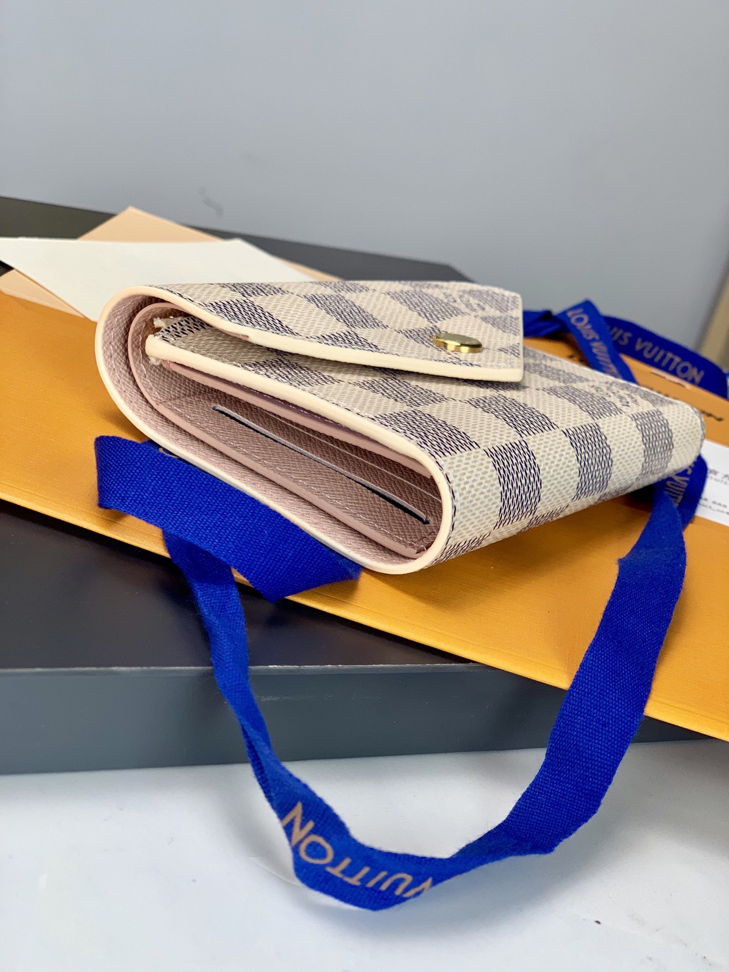 L*ouis V*uitton Top Bag