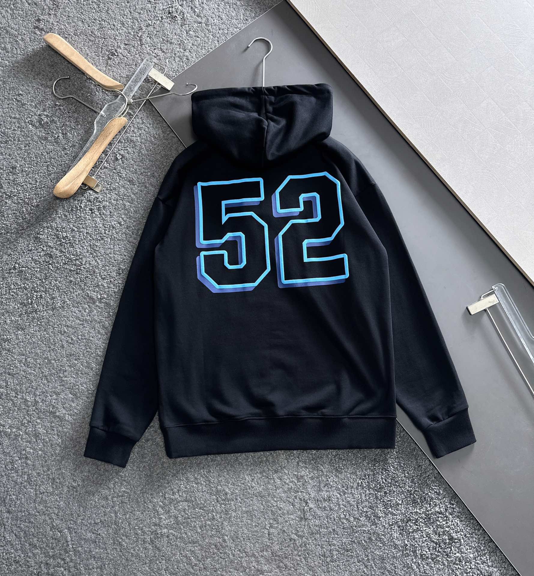 Men Sweater Top Quality （）