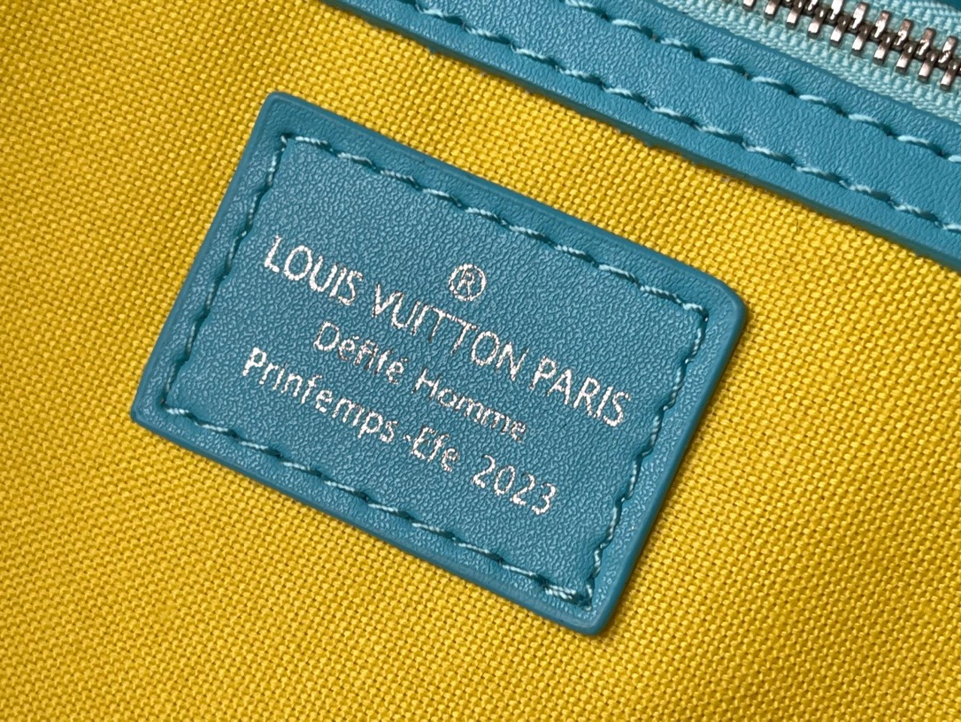 L*ouis V*uitton Top Bag