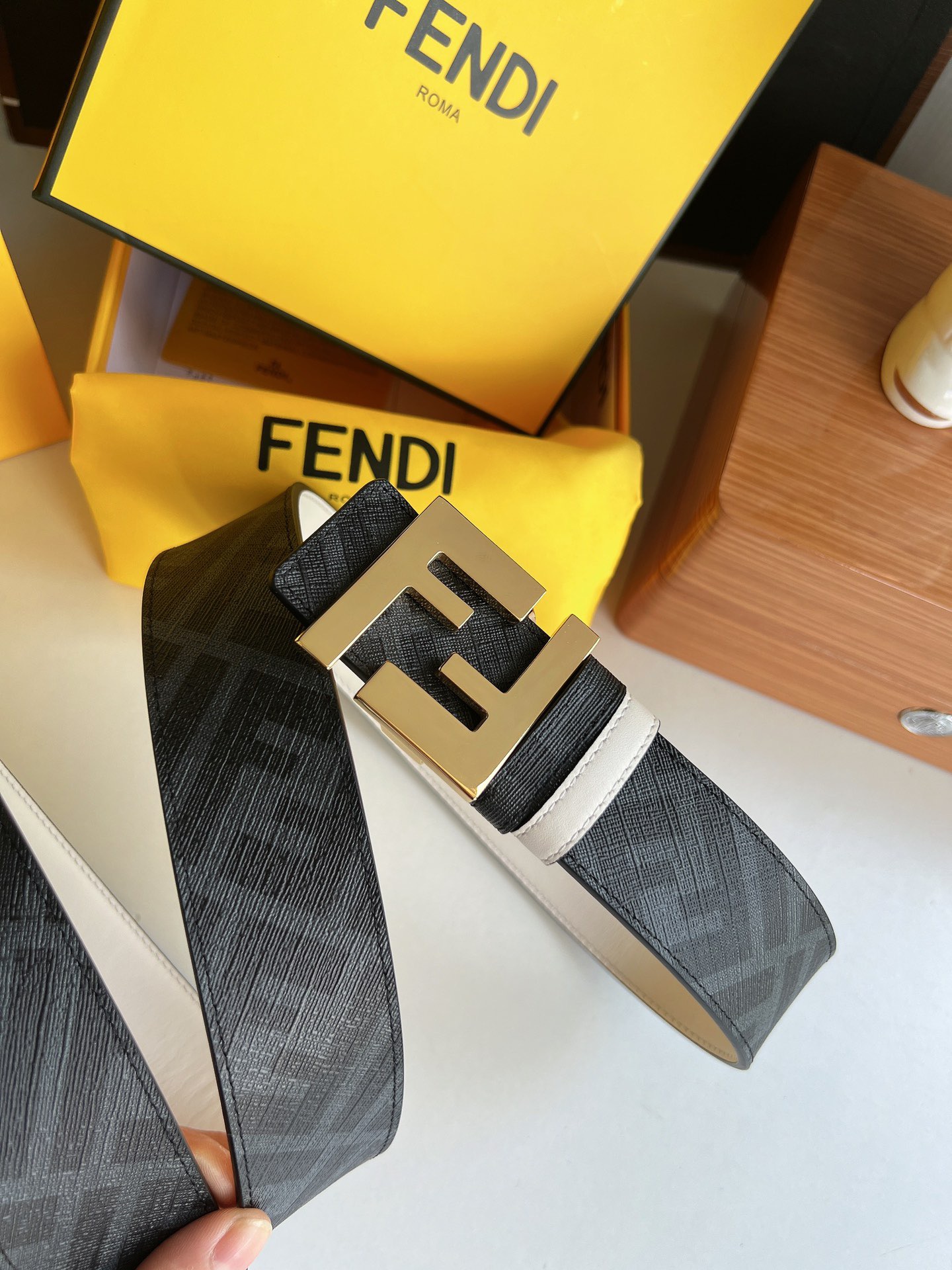 L*ouis V*uitton Top Version 40MM