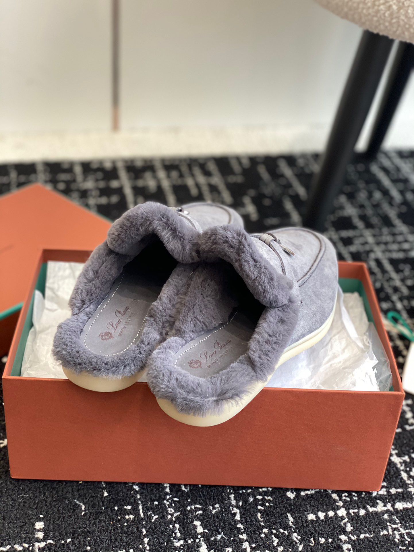 Women L*oro P*iana Top Loafer （）