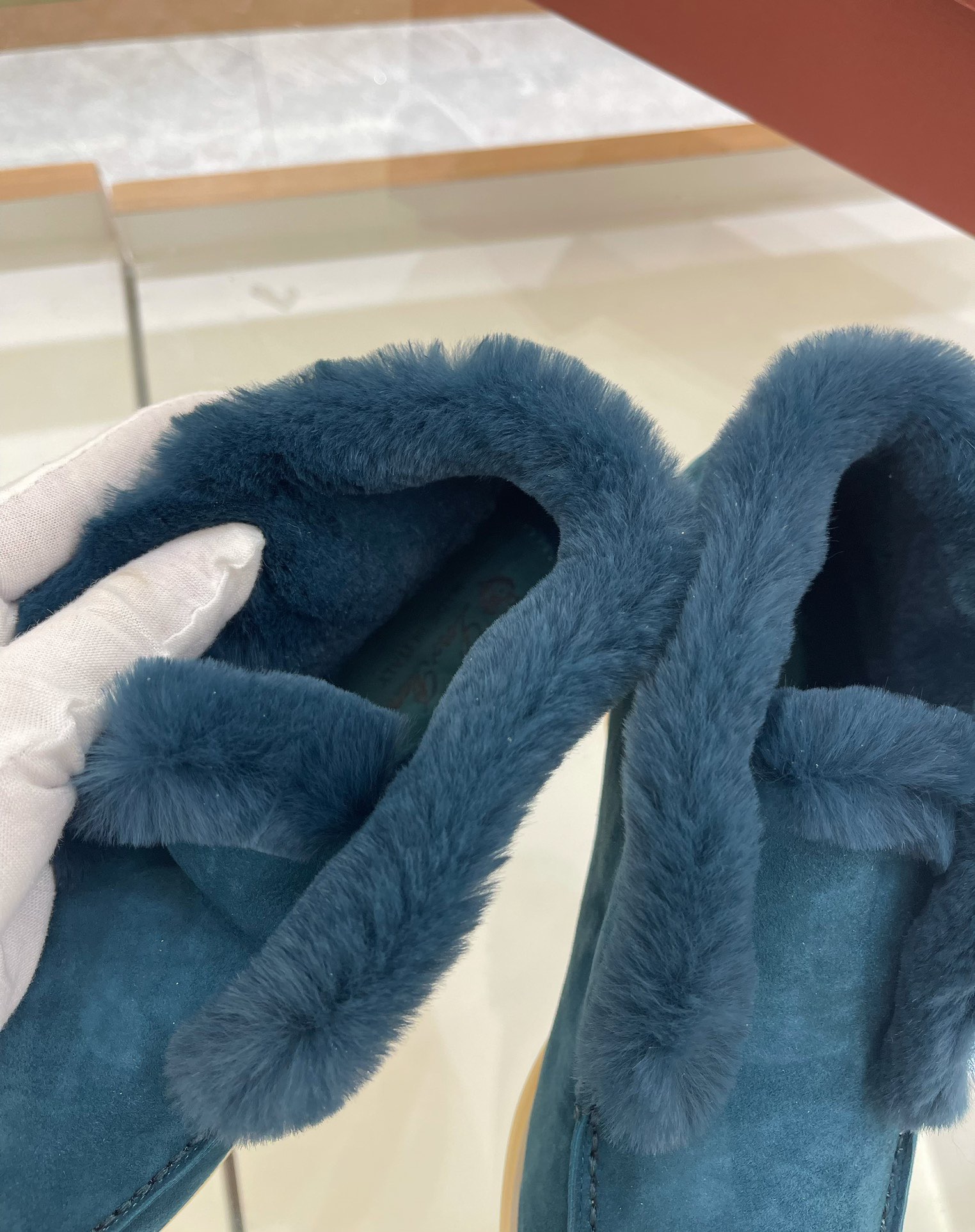 Women L*oro P*iana Top Loafer ()