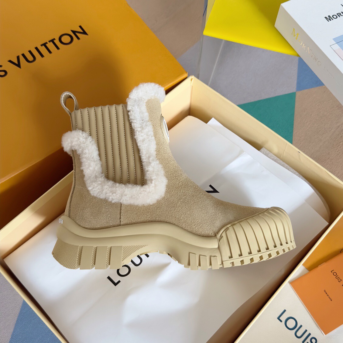 Women L*ouis V*uitton Top Sneaker