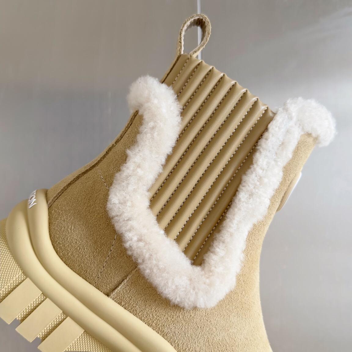 Women L*ouis V*uitton Top Sneaker