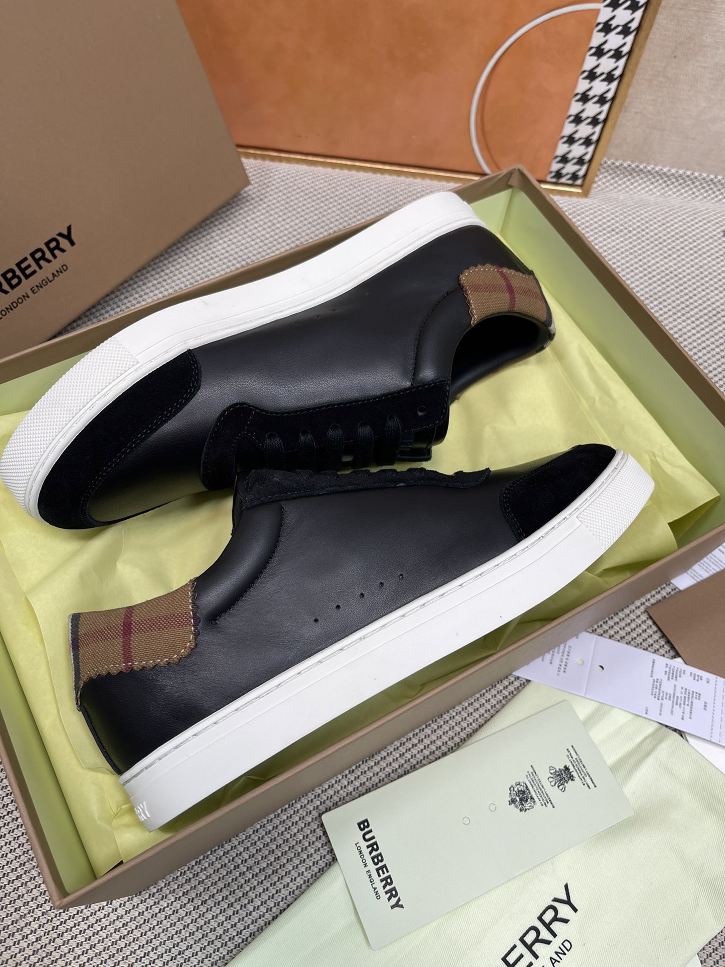 Men B*urberry Top Sneaker