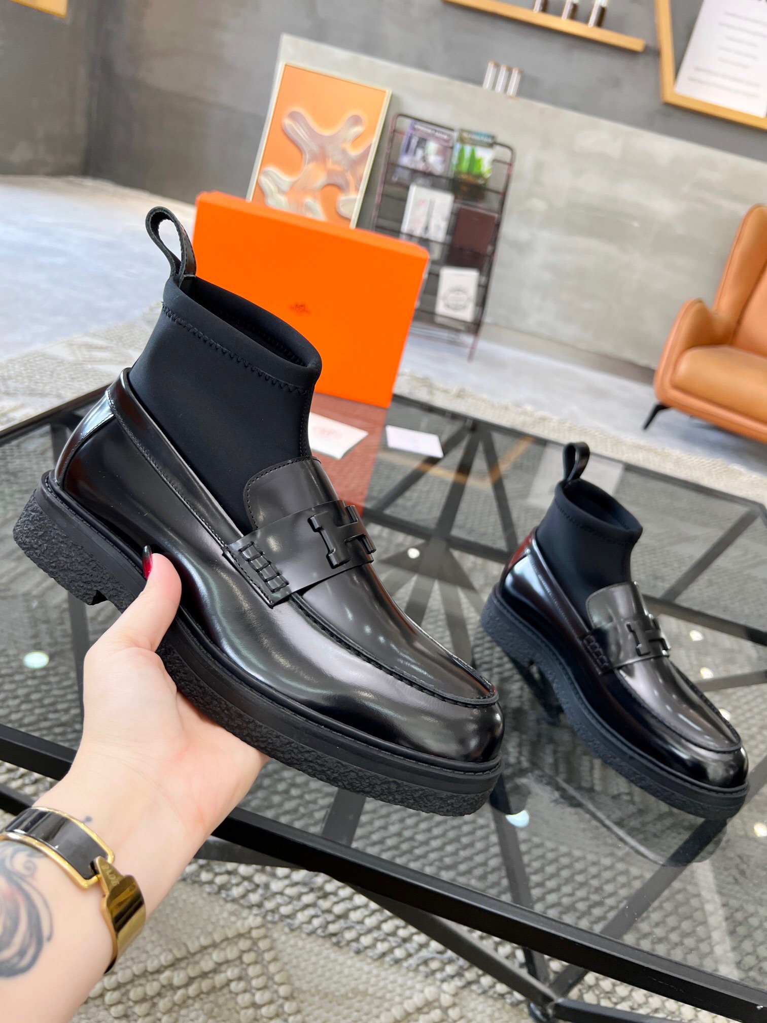 Men H*ermes Top Sneaker