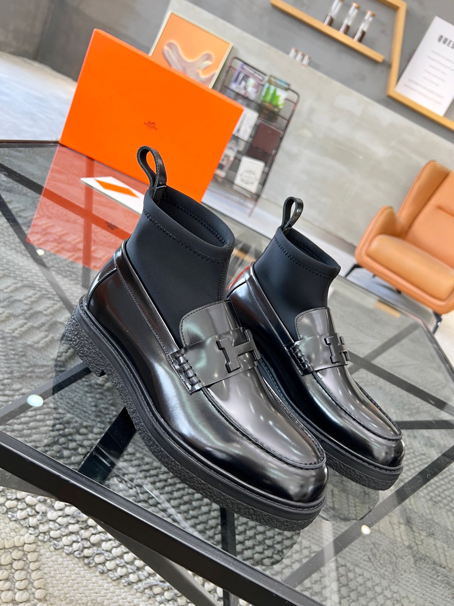 Men H*ermes Top Sneaker