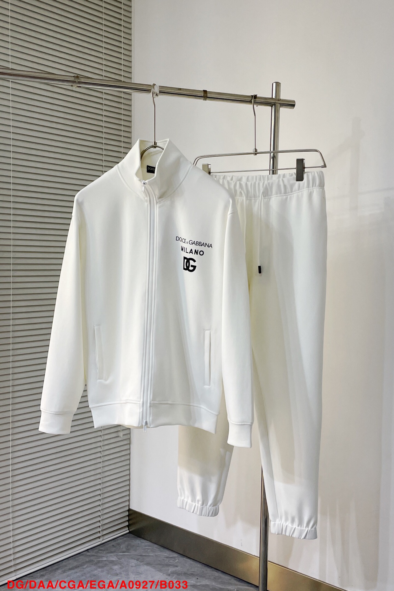 Men suits Top Quality