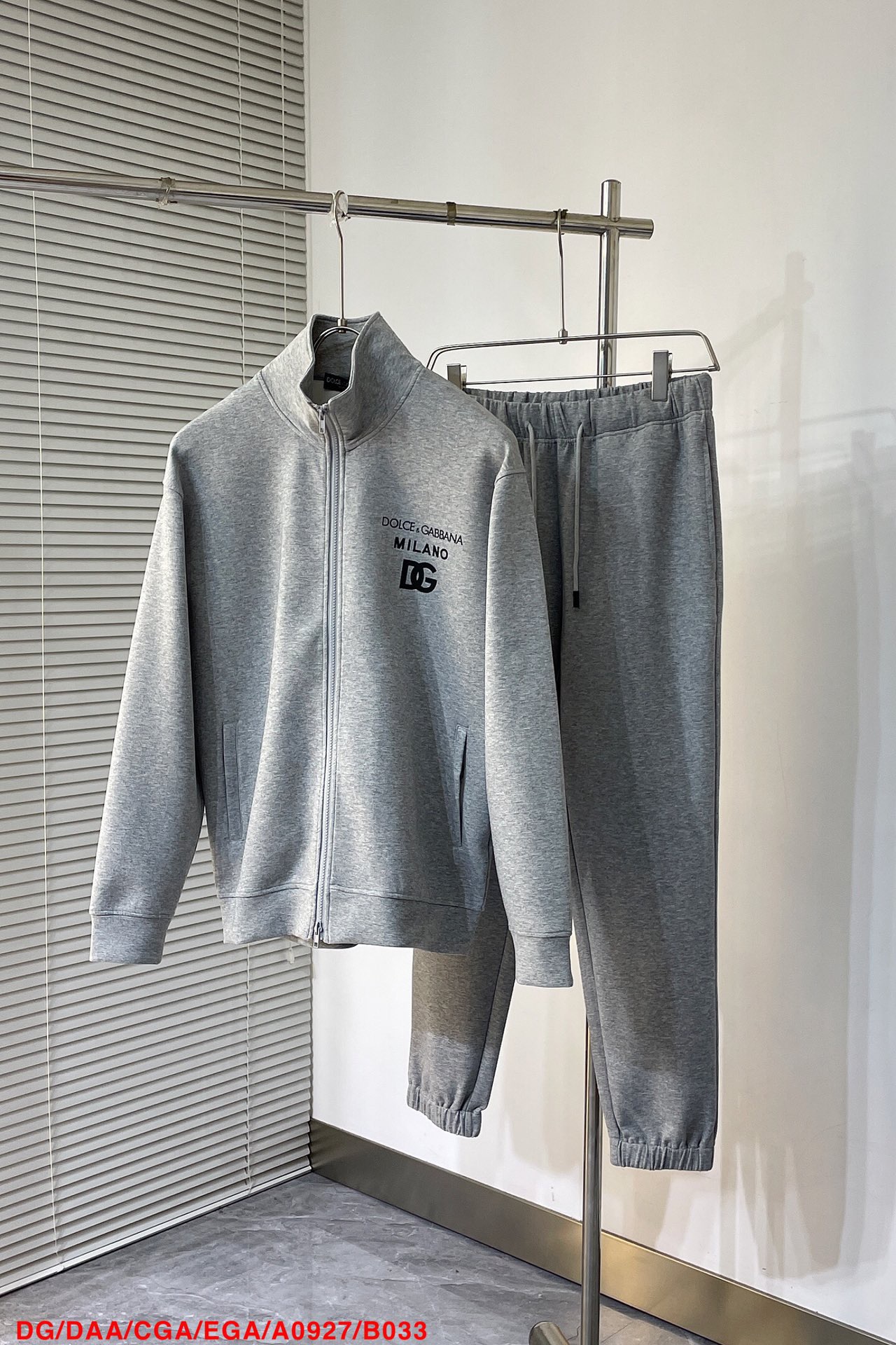 Men suits Top Quality