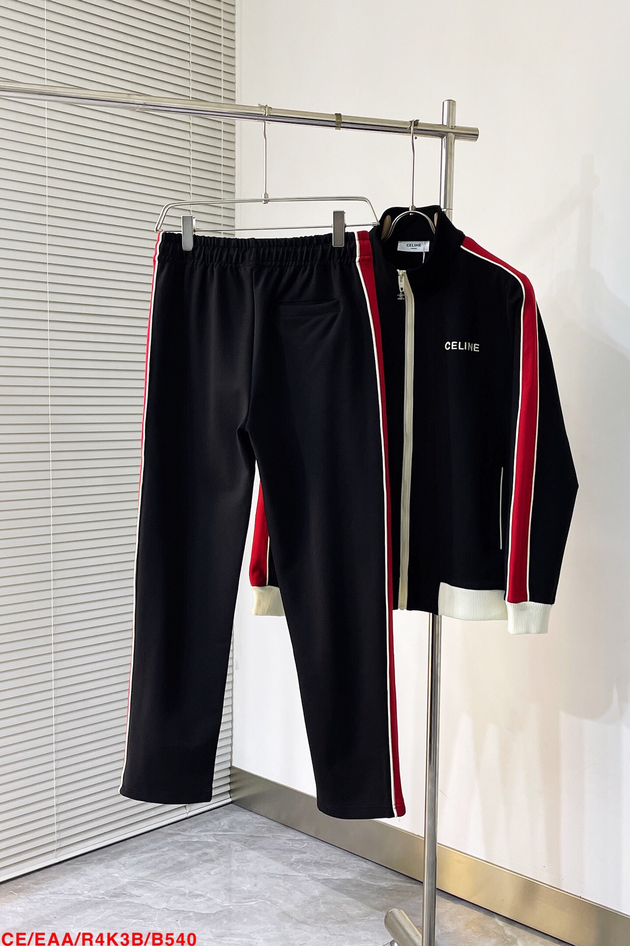 Men suits Top Quality