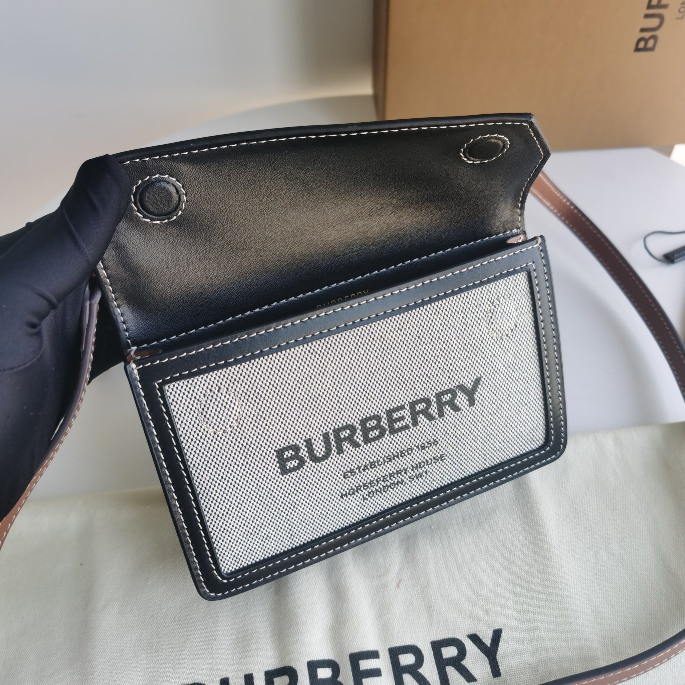 B*urberry Bag Top Quality