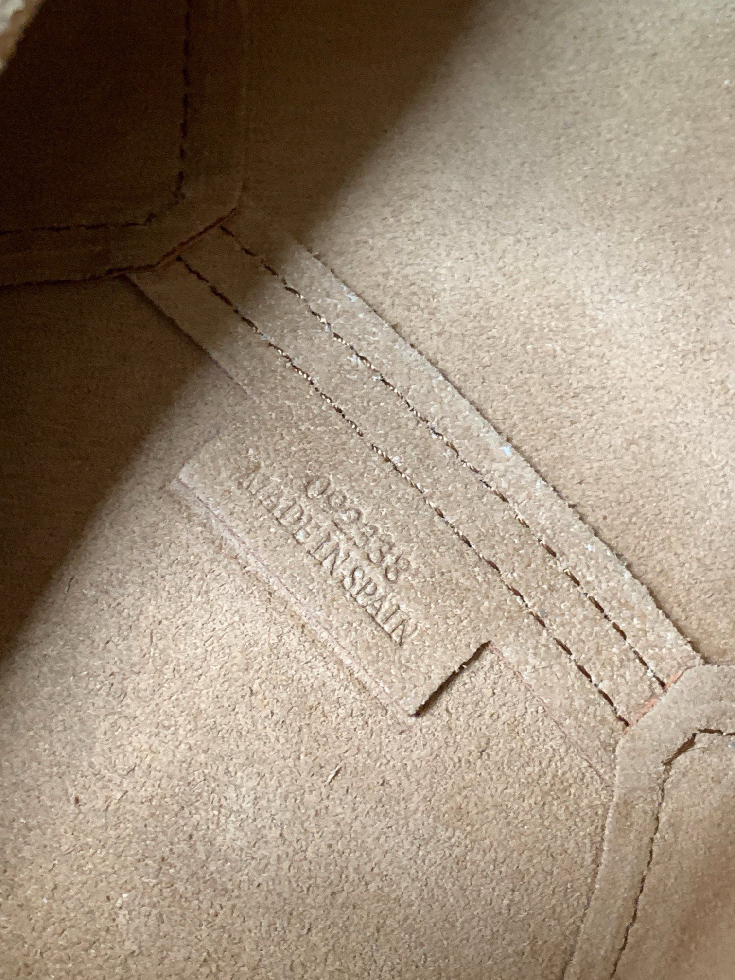 L*oewe Bag 9030 Top Quality