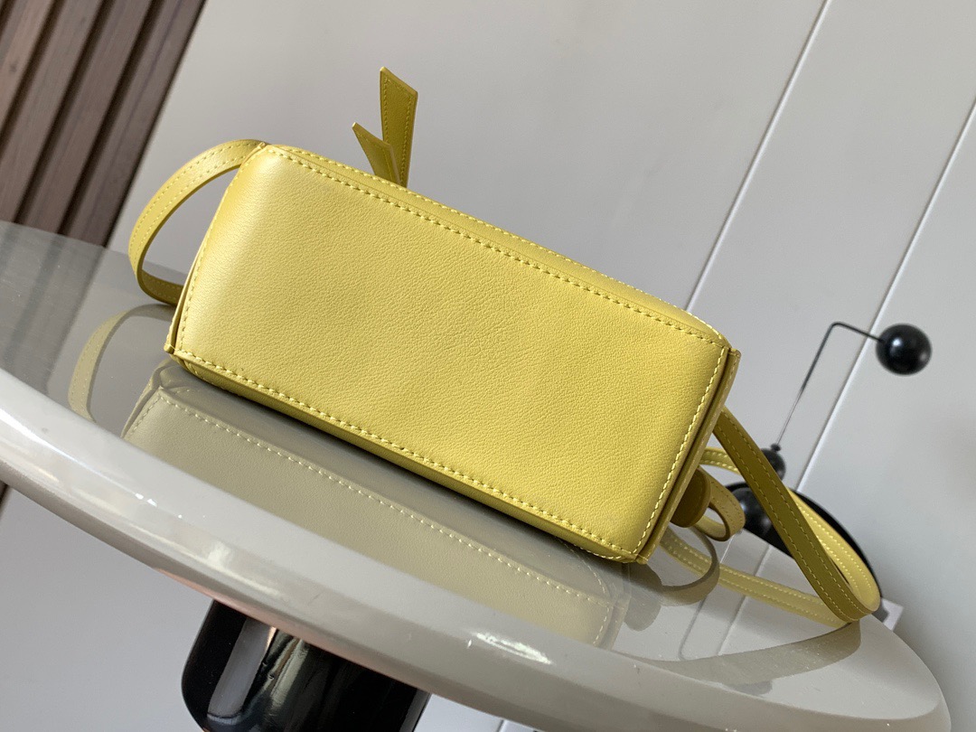 L*oewe Bag 9016 Top Quality