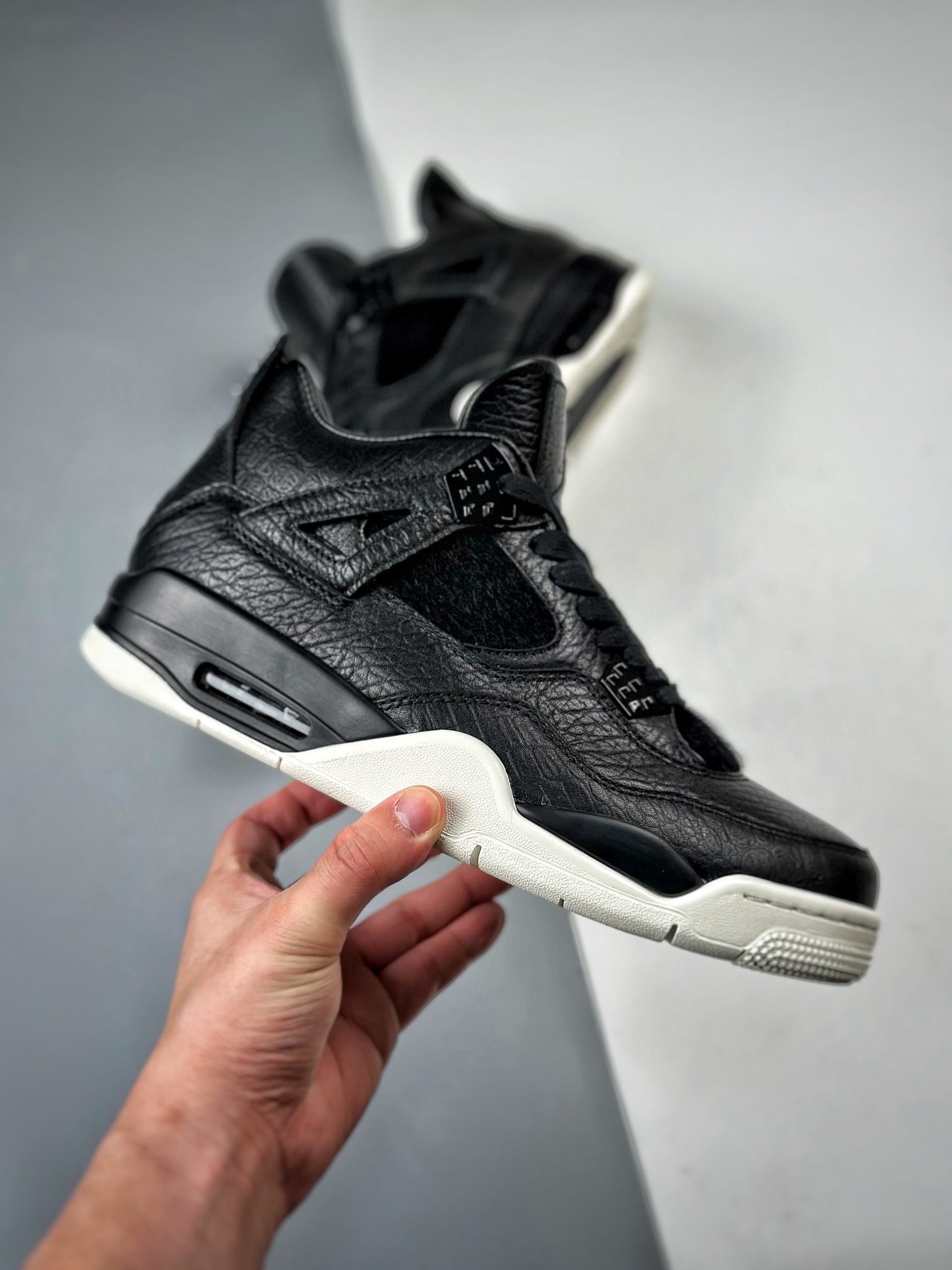 Air Jordan 4 pony hair black