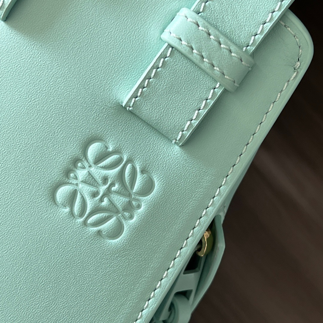 L*oewe Bag 652235 Top Quality