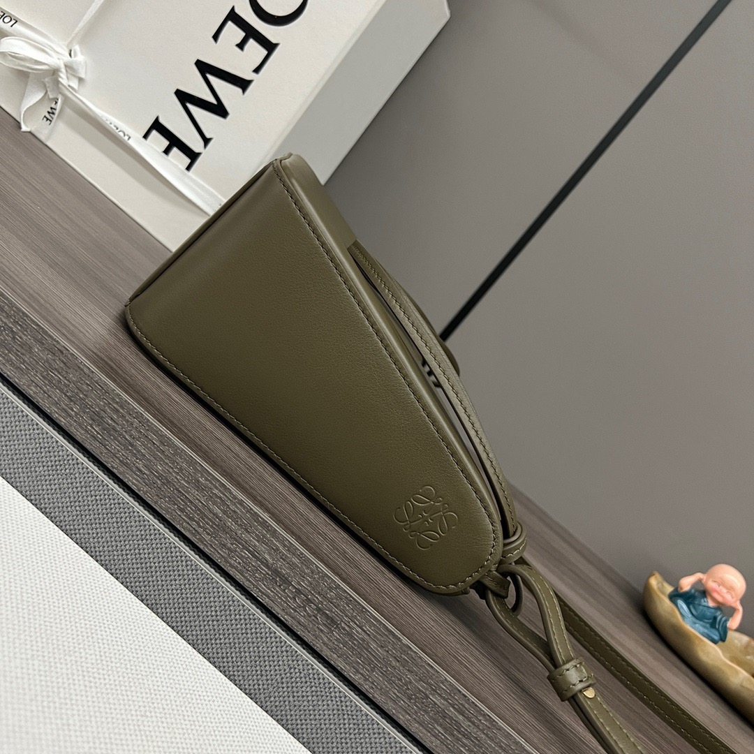 L*oewe Bag 262315 Top Quality