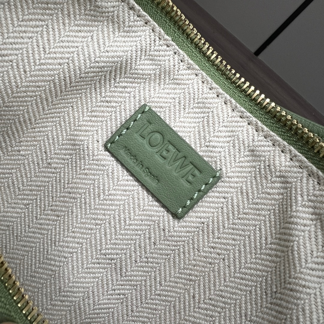 L*oewe Bag 262315 Top Quality