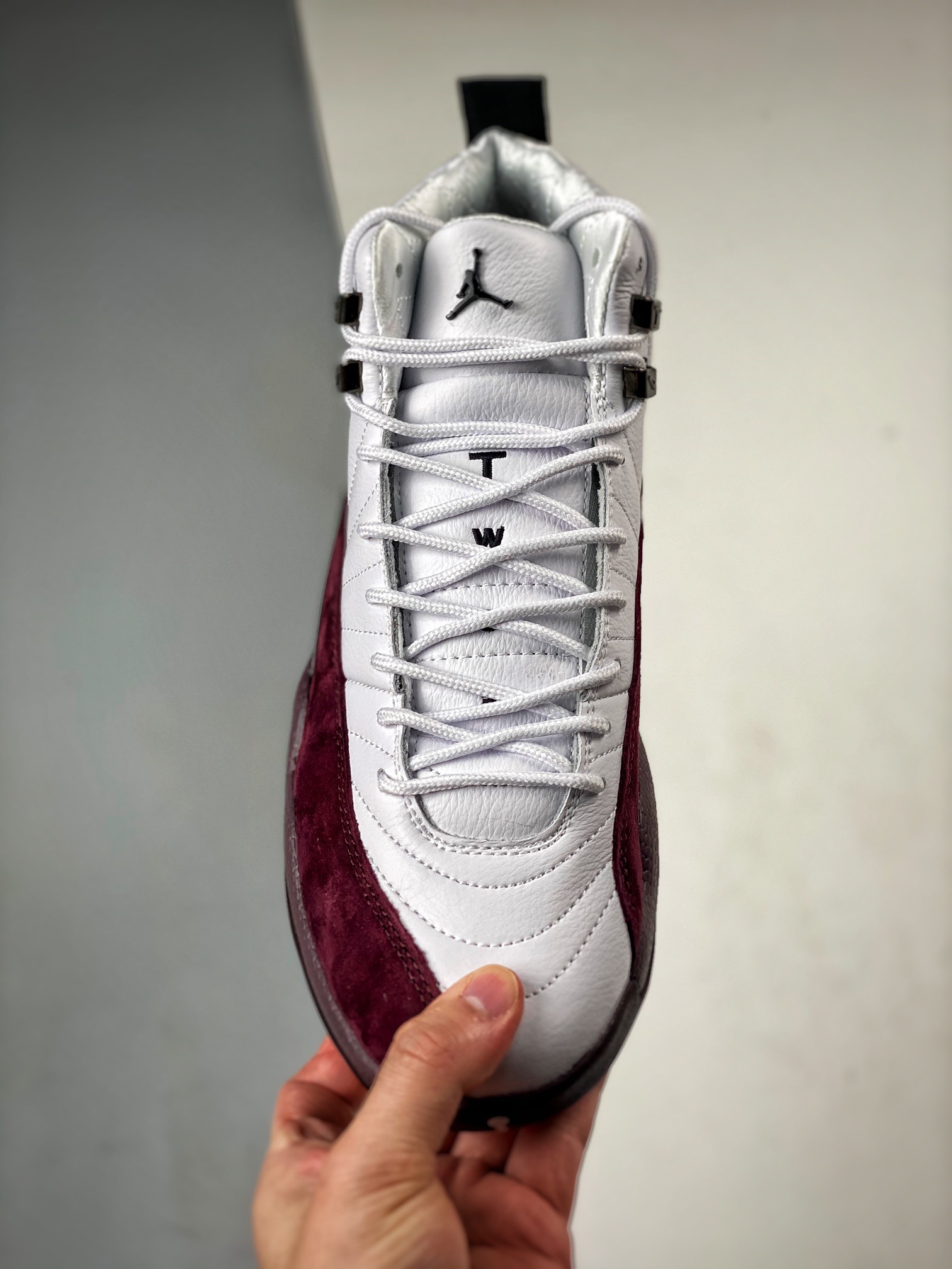 Air Jordan 12