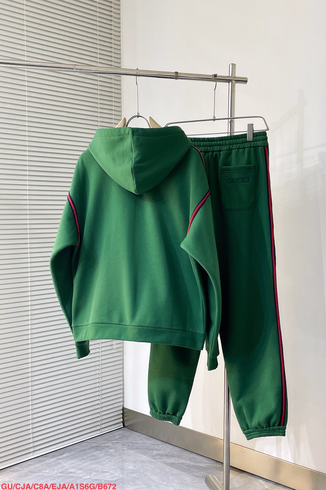 Men suits Top Quality