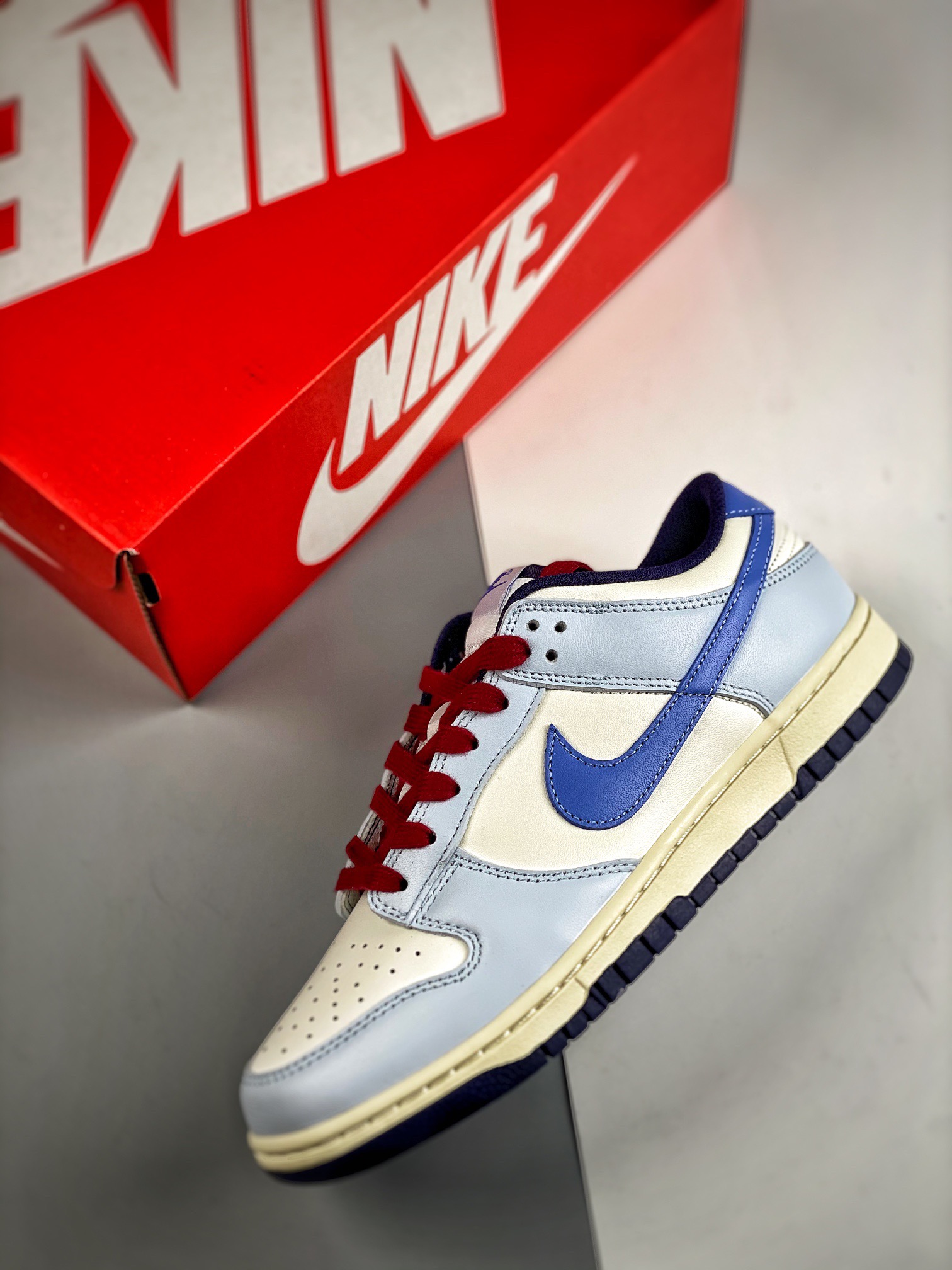 Men Women Nike SB Dunk Low