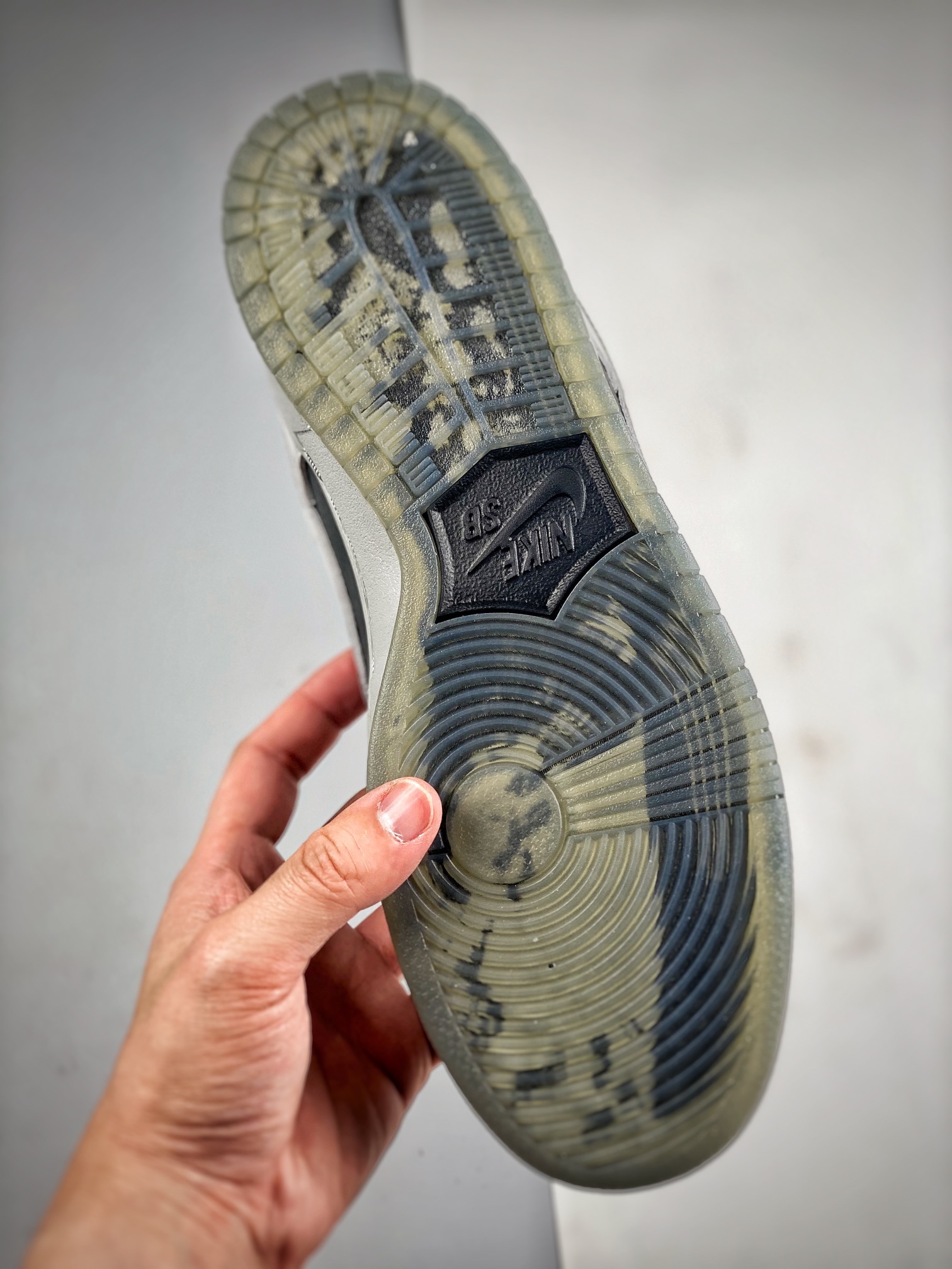 Men Women Nike SB Dunk Low