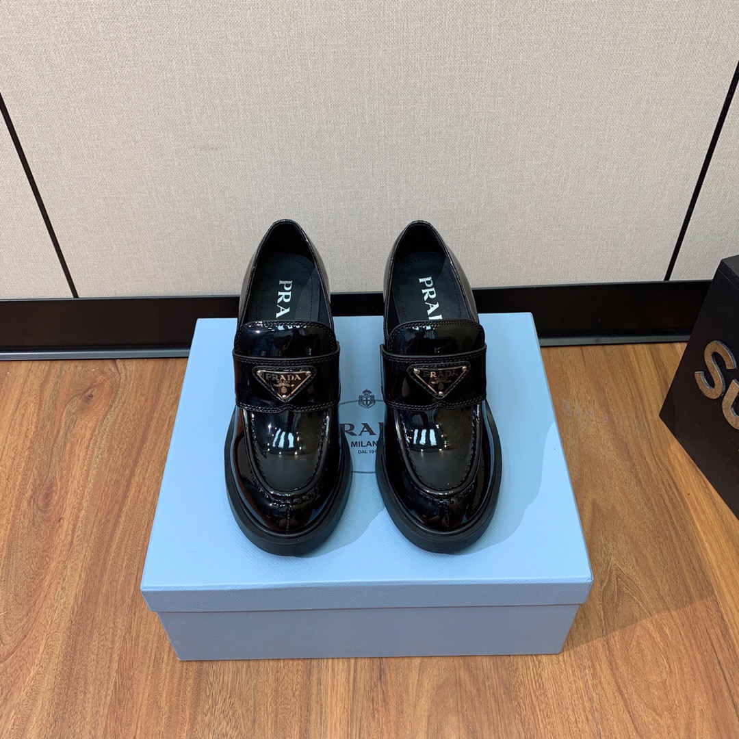 Women P*rada Top Sneaker