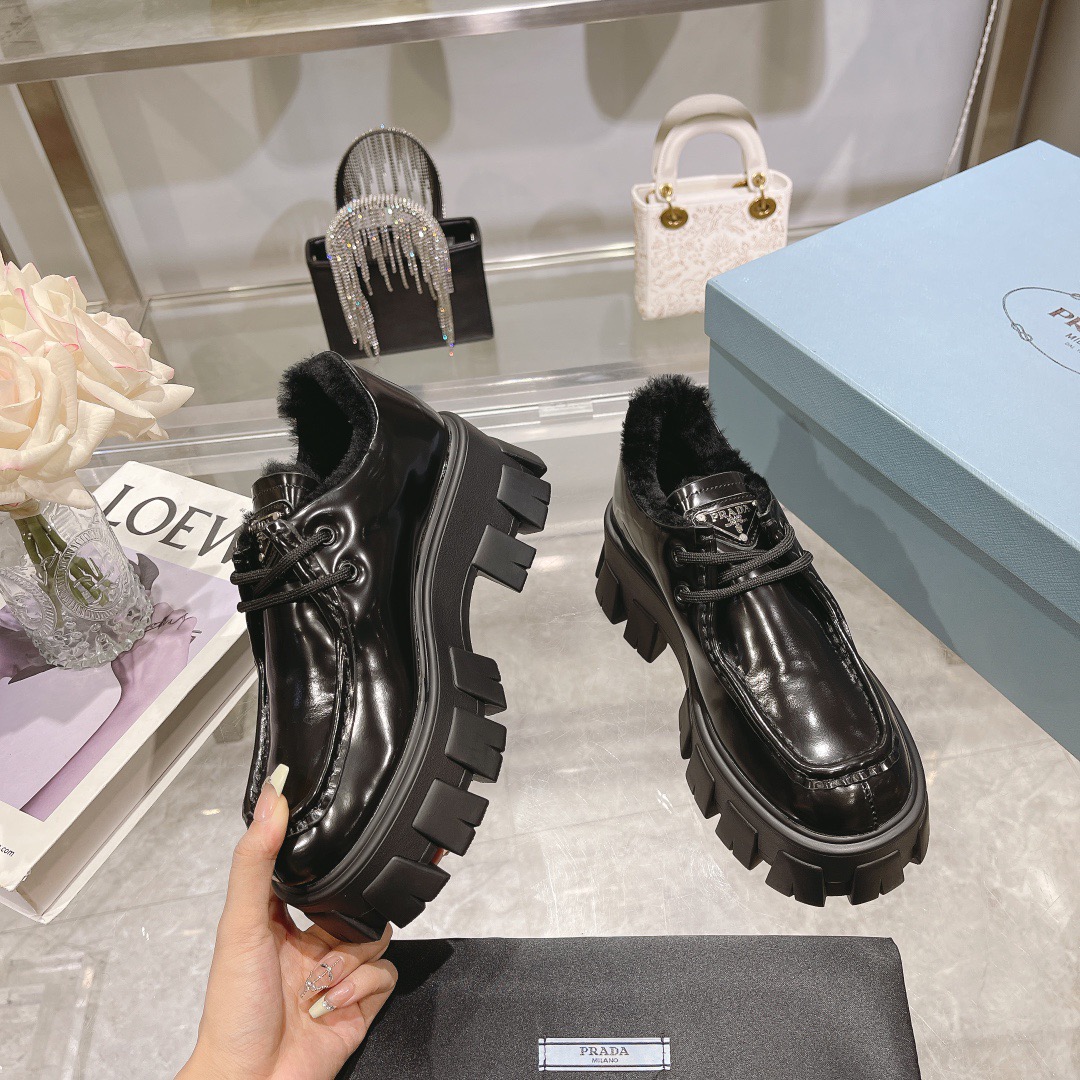 Women P*rada Top Sneaker