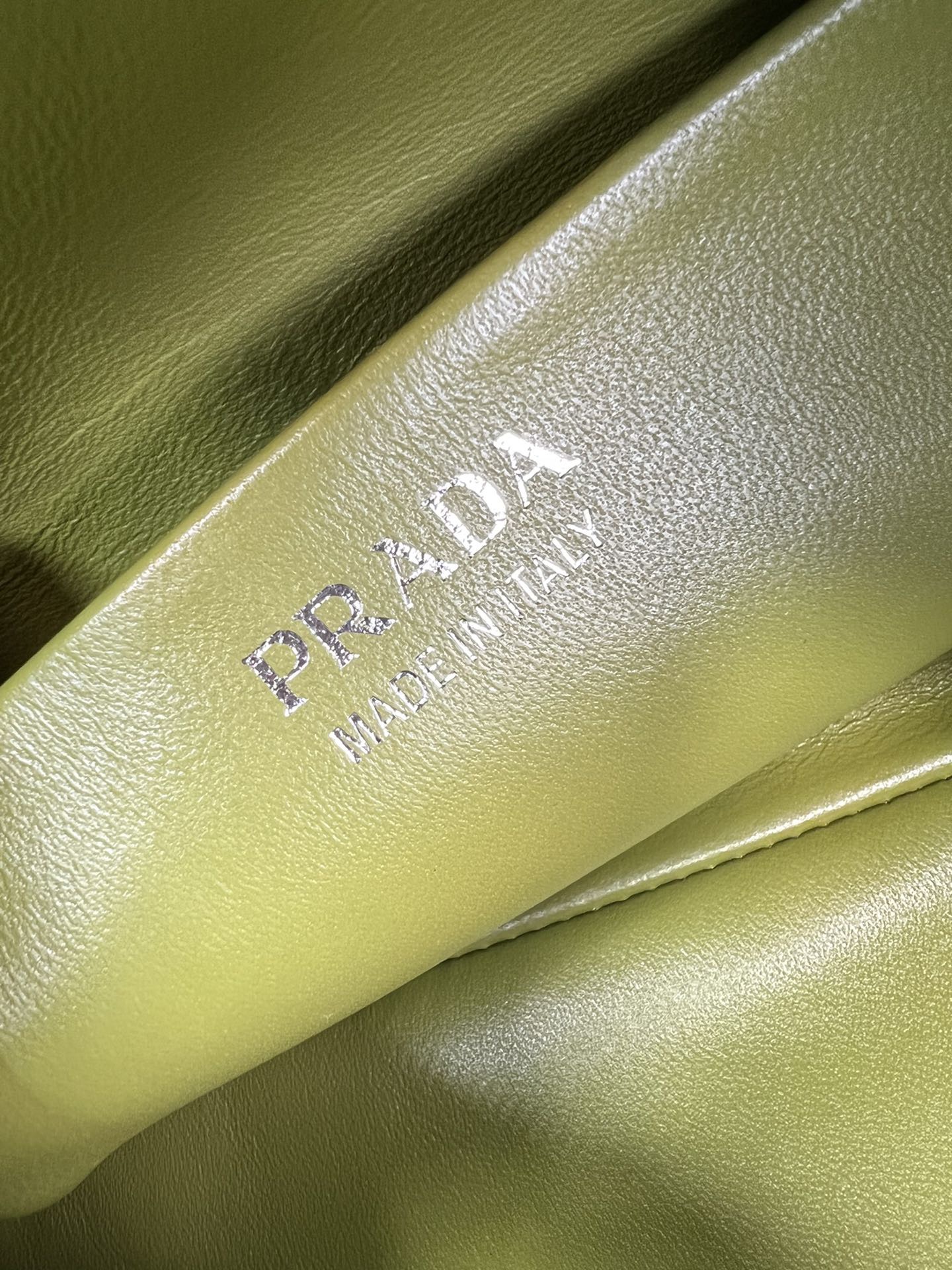 P*rada Bag Top Quality