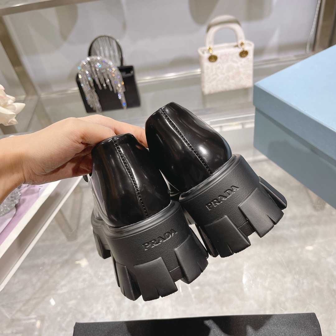 Women P*rada Top Sneaker