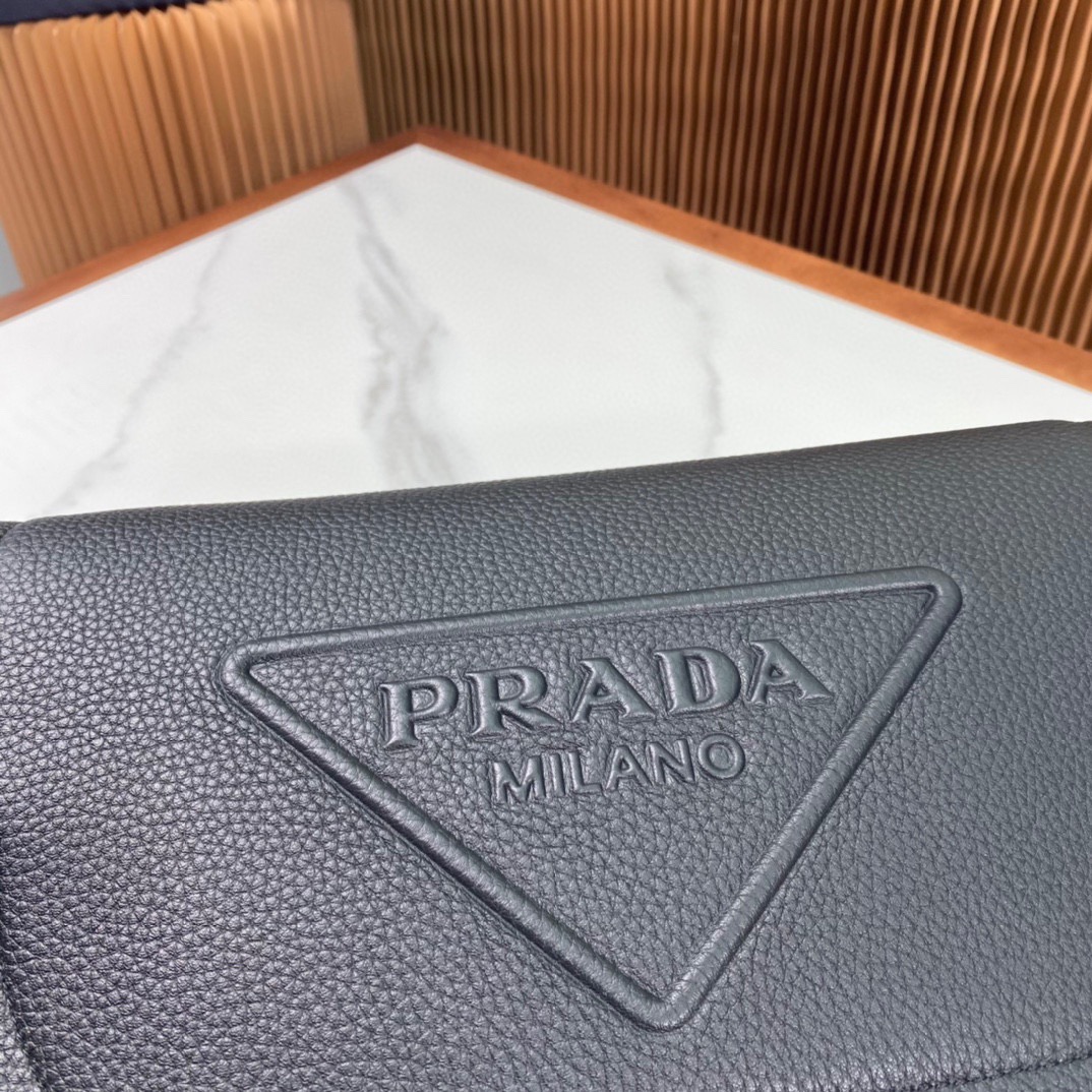 P*rada Bag Top Quality