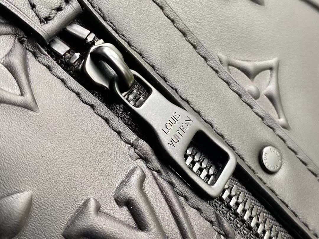 L*ouis V*uitton Top Bag