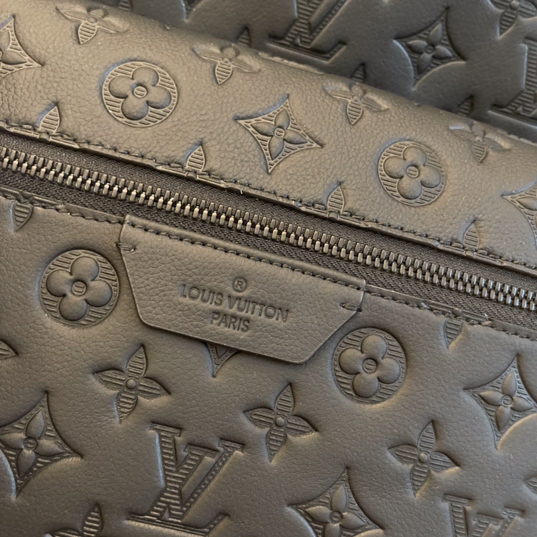 L*ouis V*uitton Top Bag