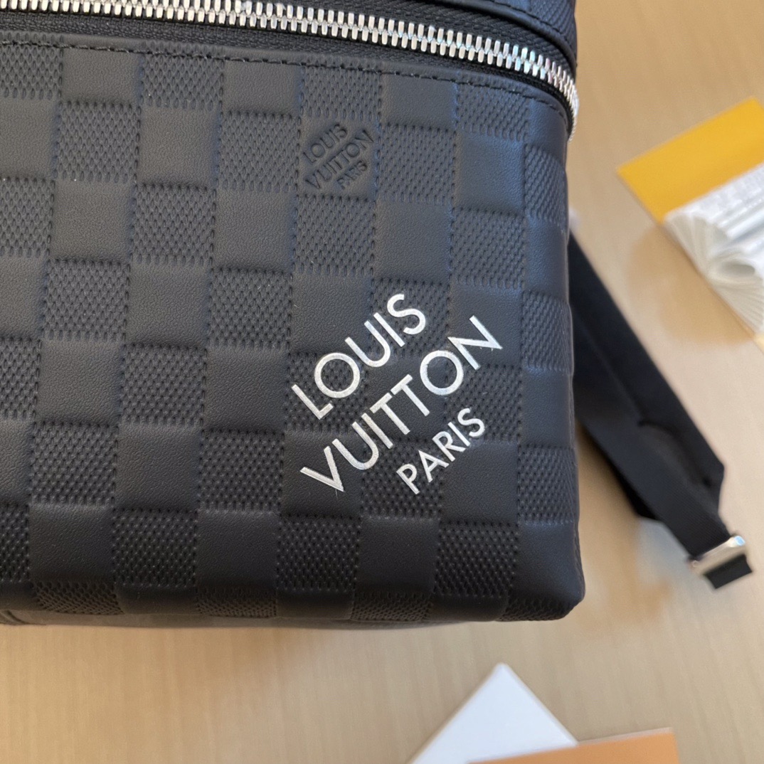 L*ouis V*uitton Top Bag
