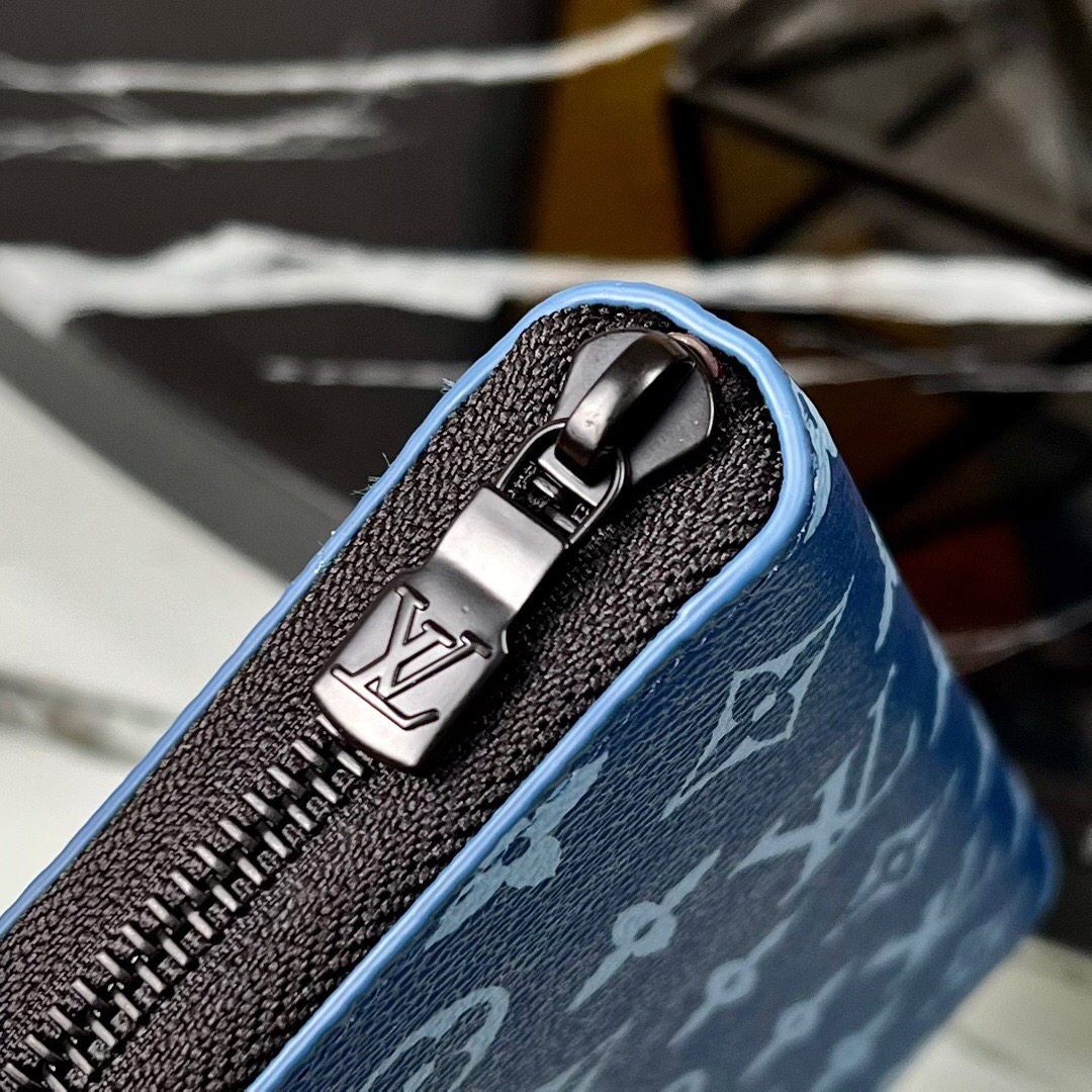 L*ouis V*uitton Top Bag