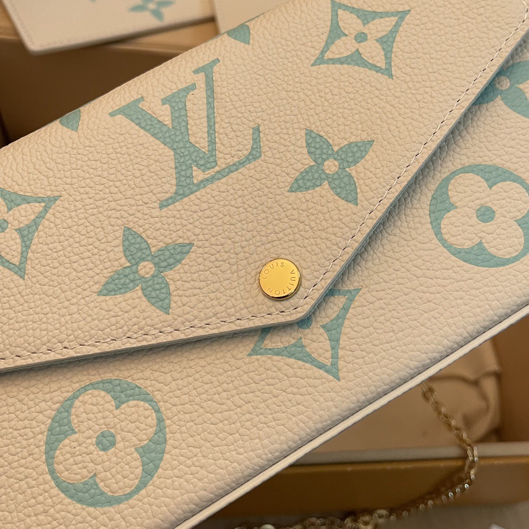 L*ouis V*uitton Top Bag