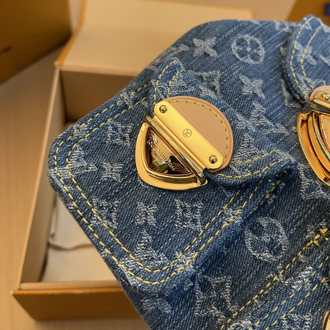 L*ouis V*uitton Top Bag