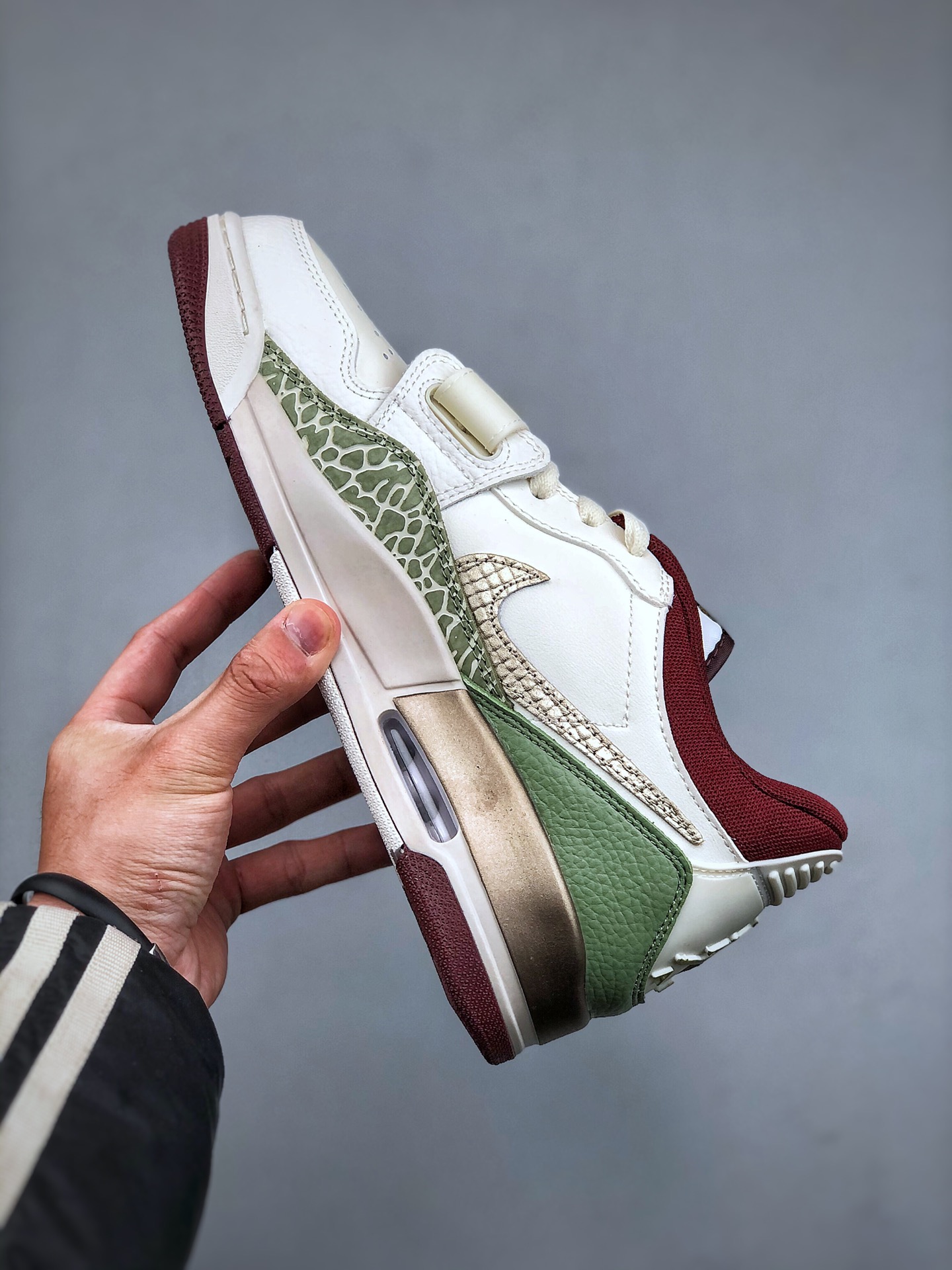 Air Jordan Legacy 312