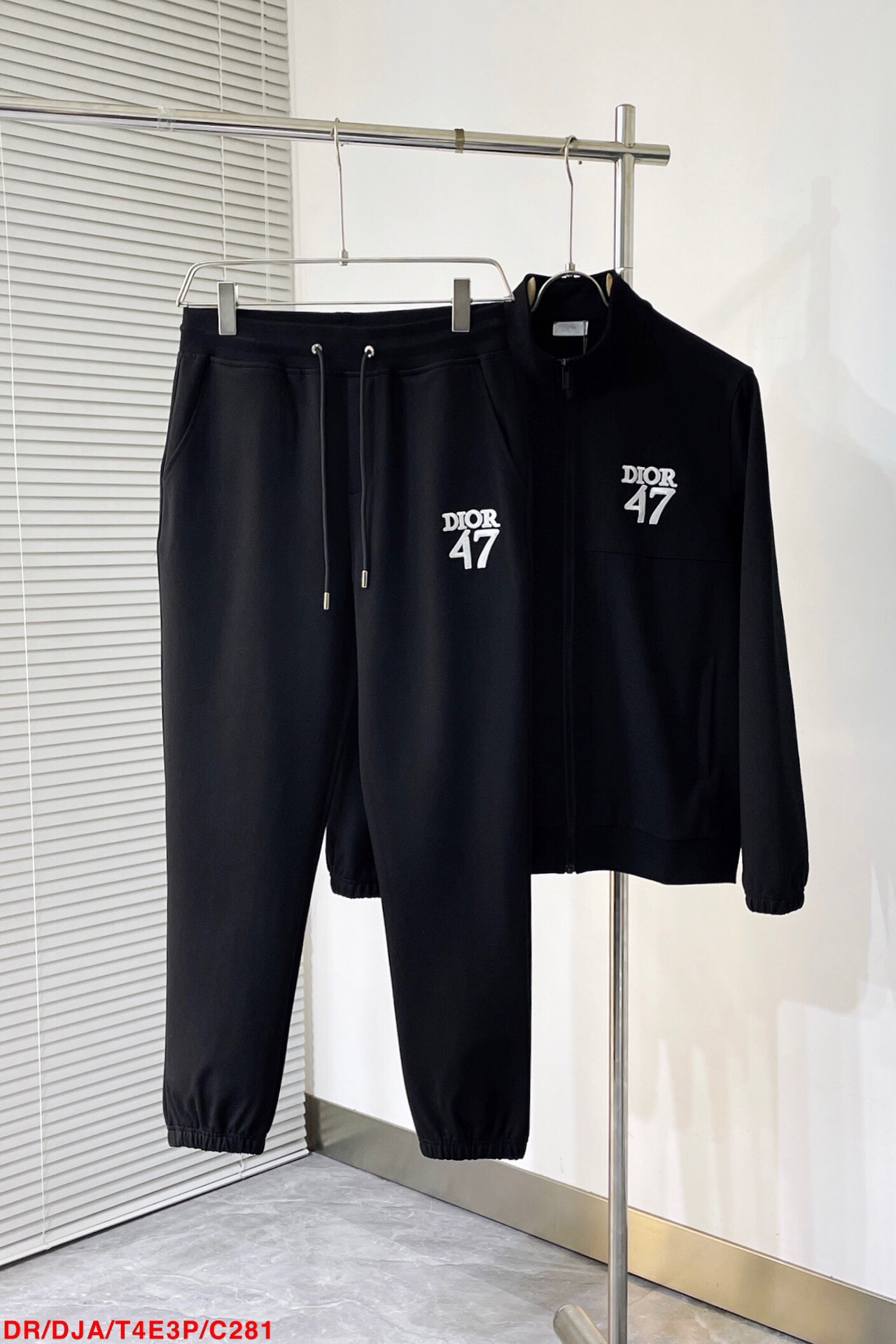 Men suits Top Quality