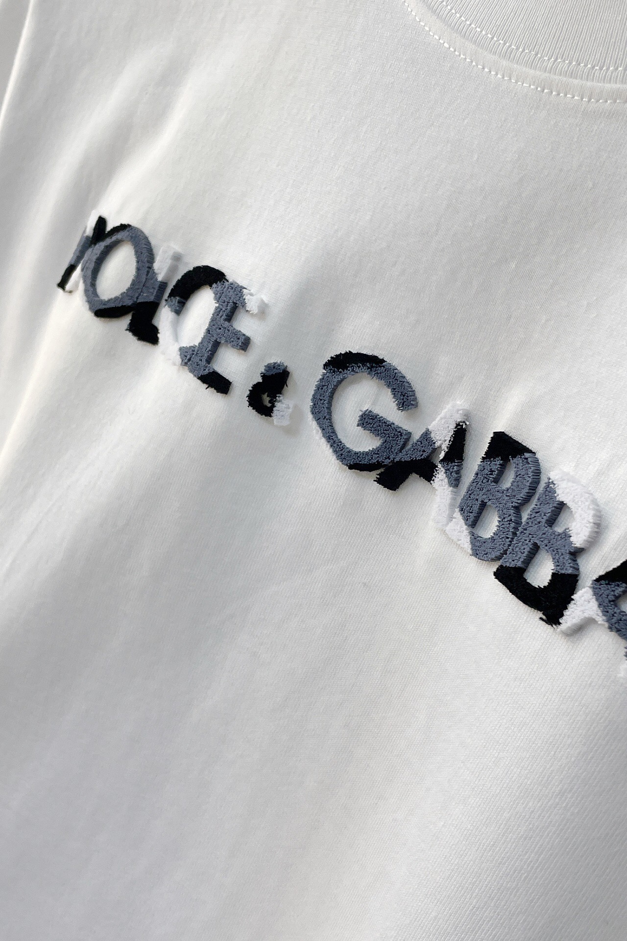 Men T-shirt Top Quality