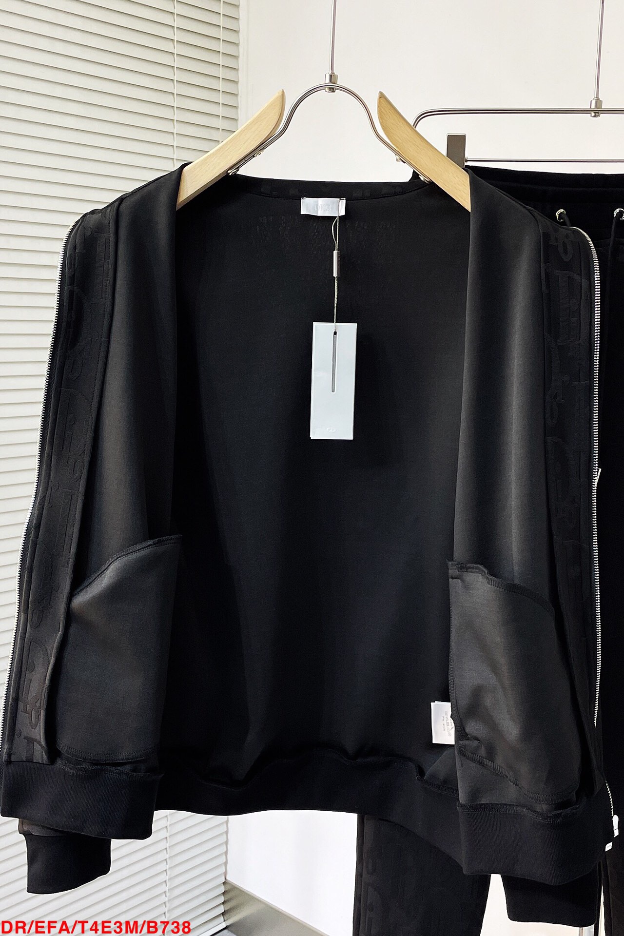 Men suits Top Quality