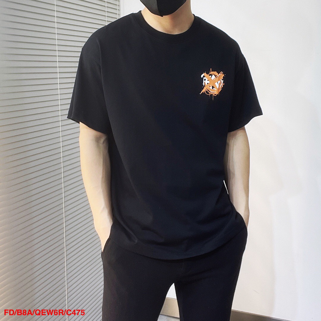 Men T-shirt Top Quality