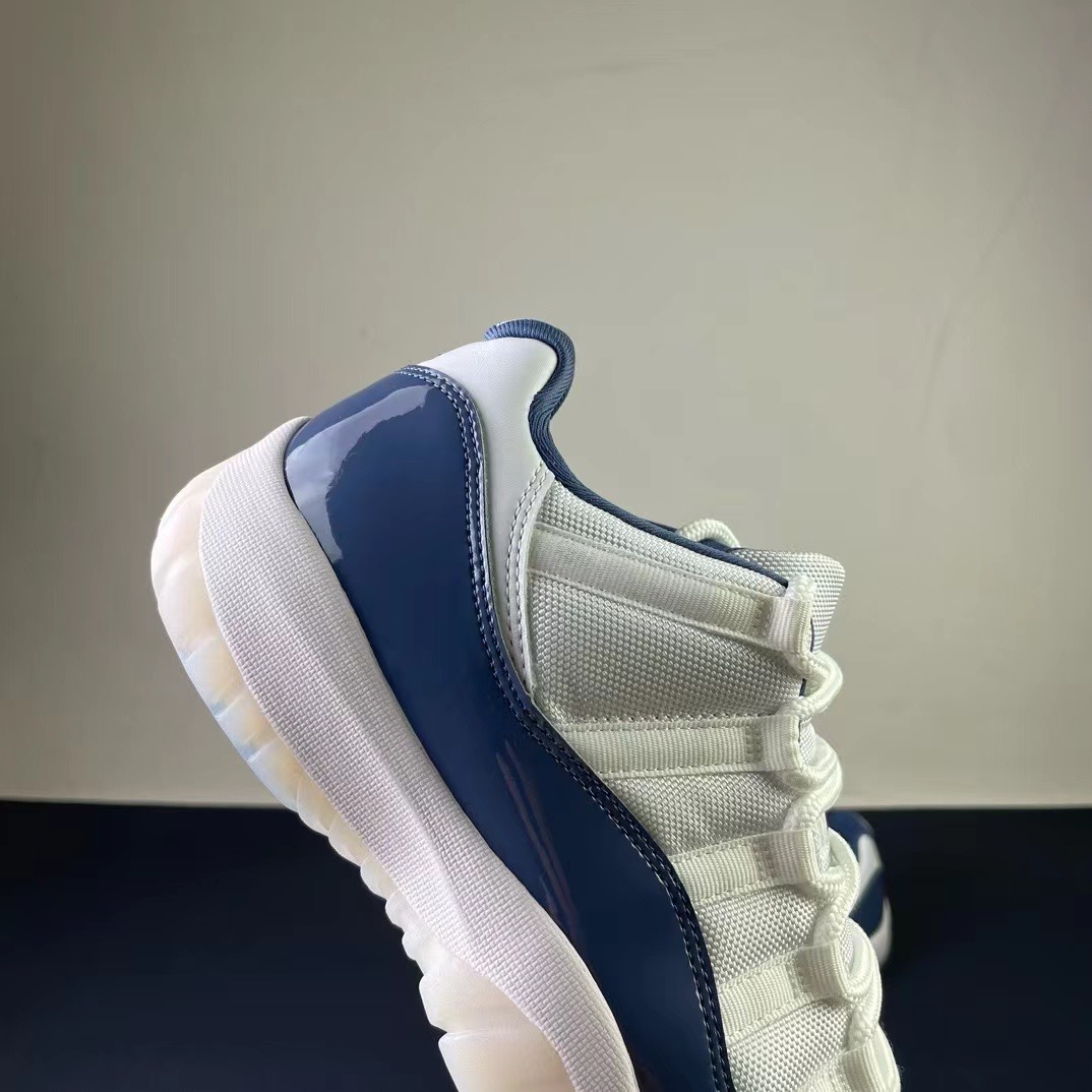 NIKE Air Jordan 11()