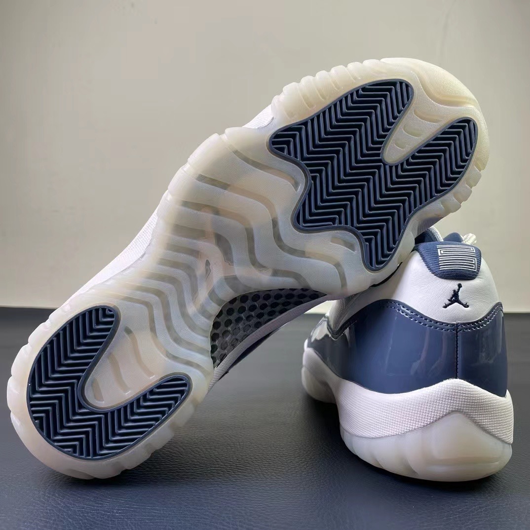 NIKE Air Jordan 11()