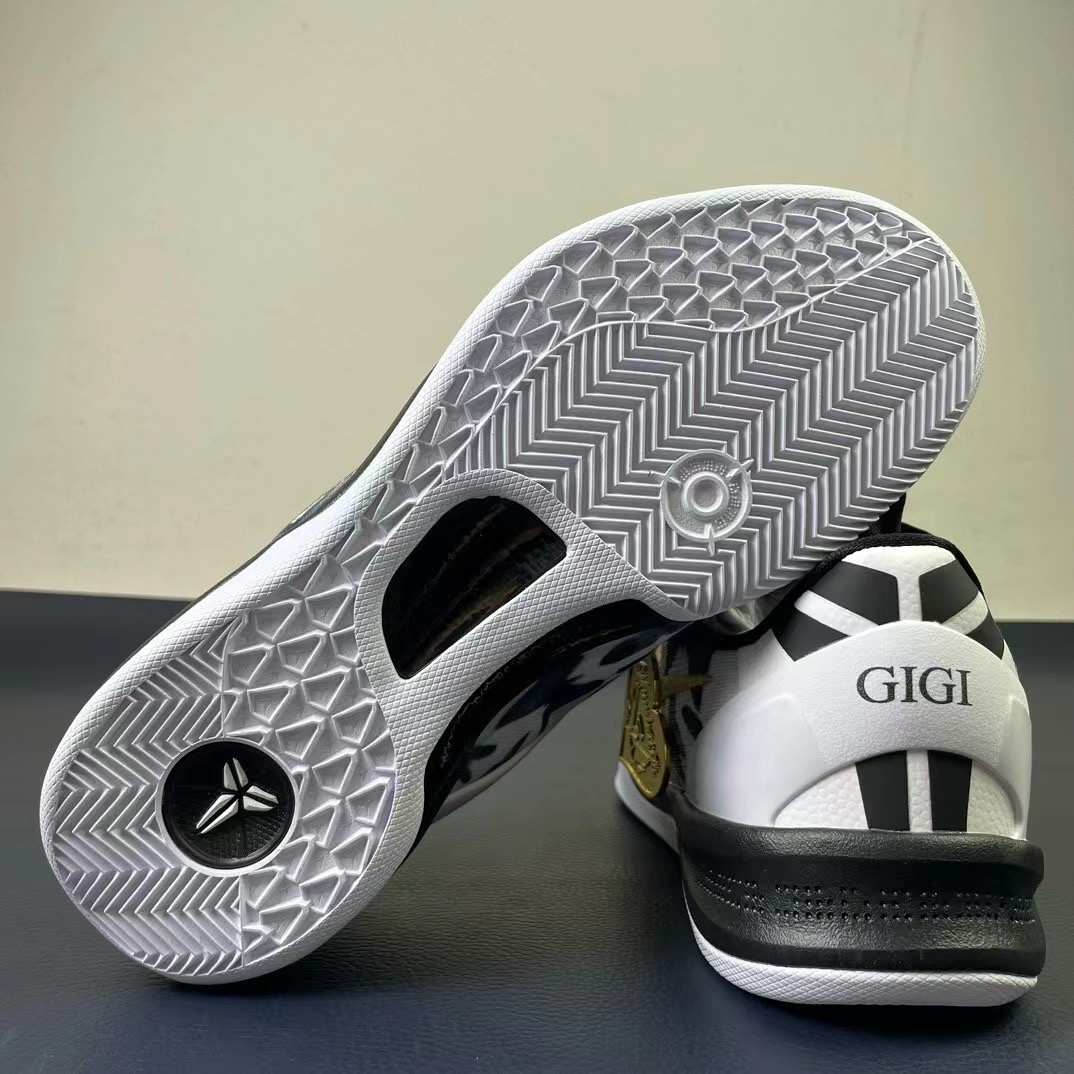 Men Nike zoom kobe 8