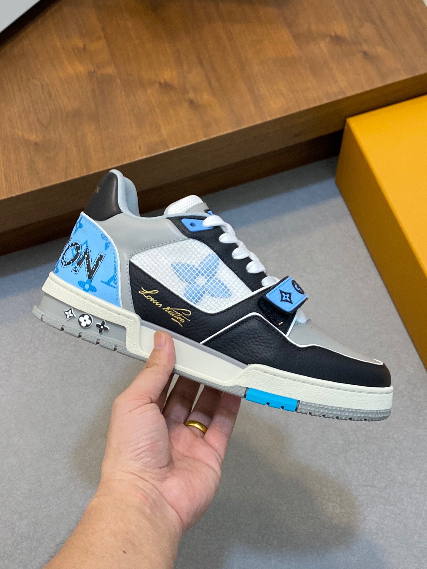 Men Women L*ouis V*uitton Top Sneaker