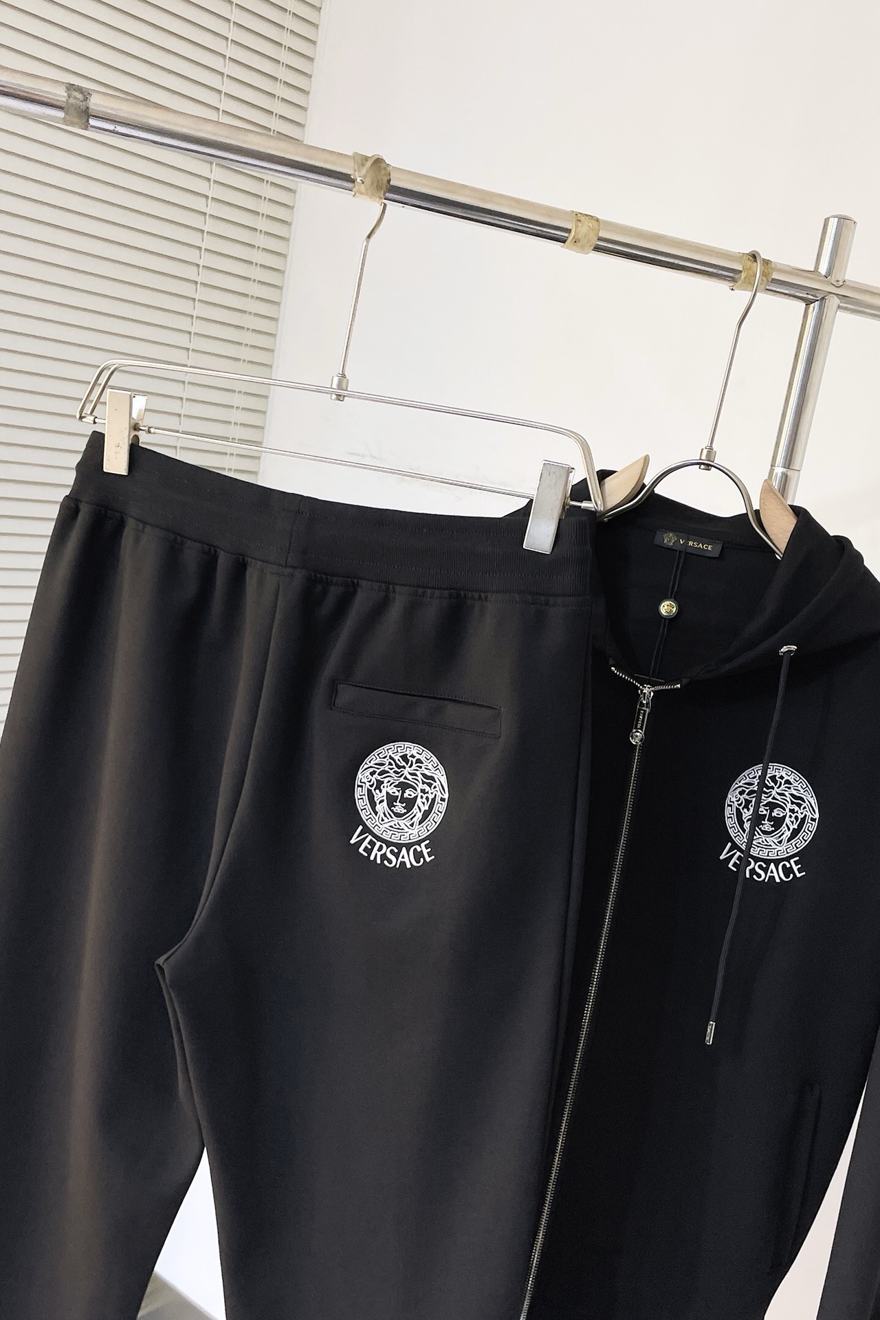 Men suits Top Quality