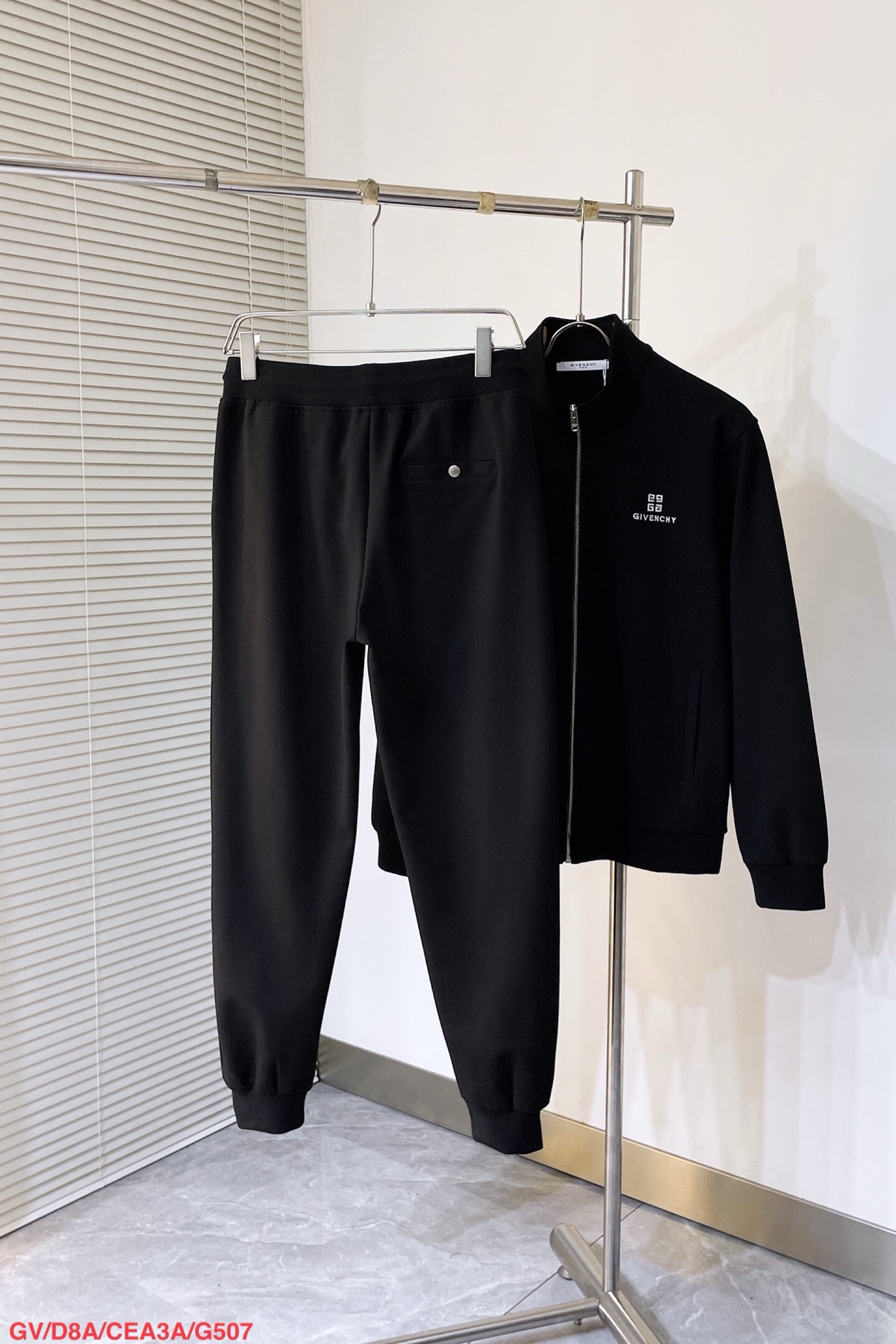 Men suits Top Quality